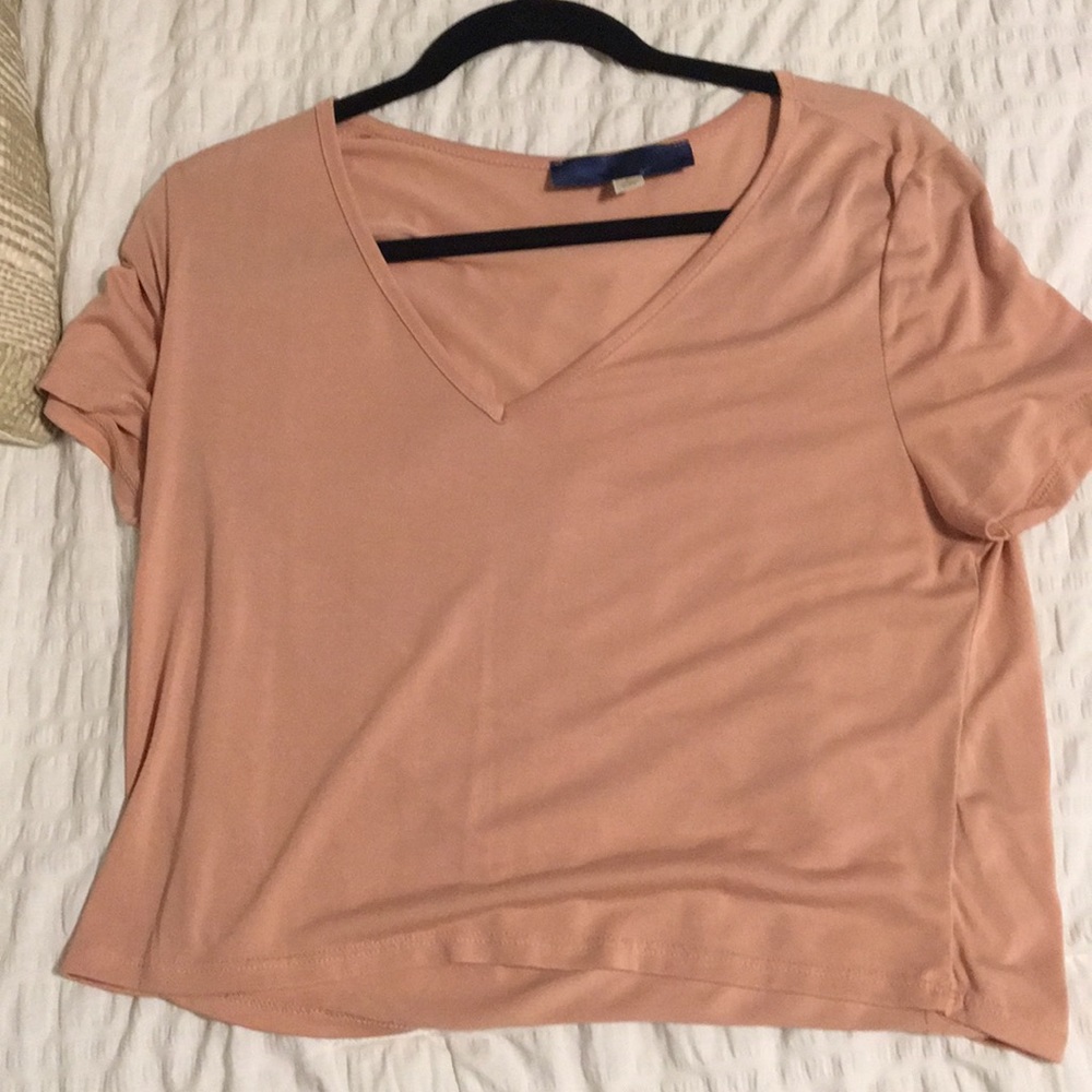 Pink crop tee